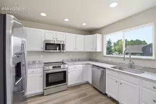 4922 Dunecrest Dr, Colorado Springs, CO 80922 - Photo 10