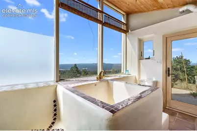 523 Navajo Trail, Florissant, CO 80816 - Photo 16