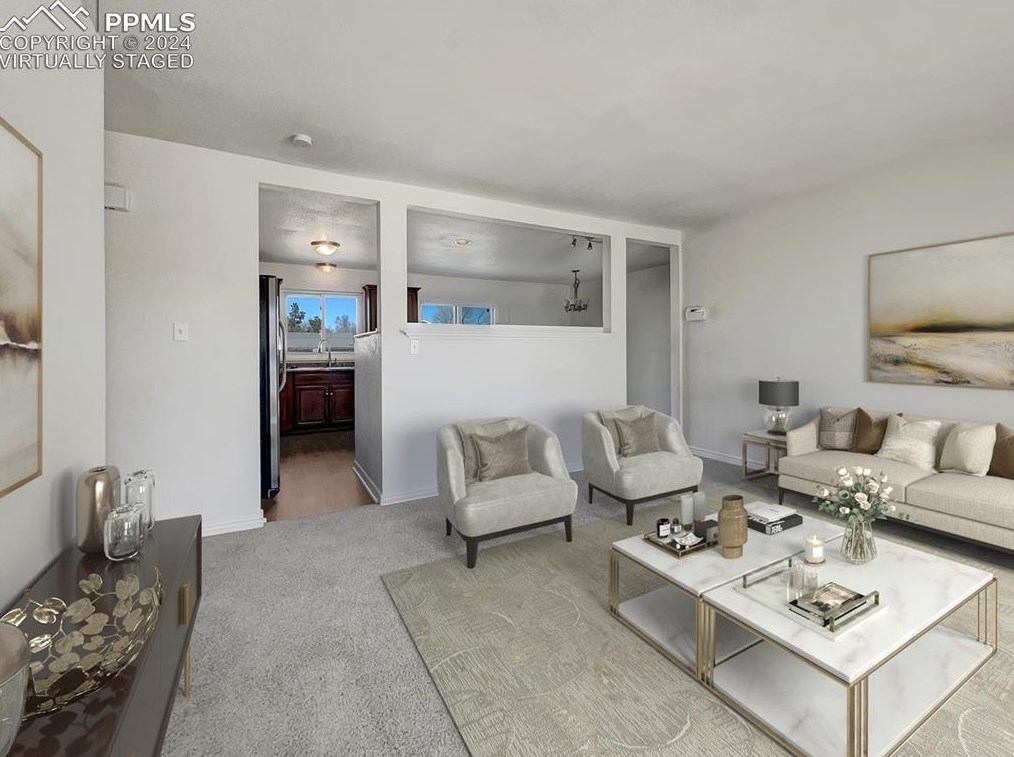 4450 Melville Dr, Colorado Springs, CO 80916-3110