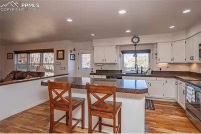 865 Royal Crown Lane, Colorado Springs, CO 80906 - Photo 8