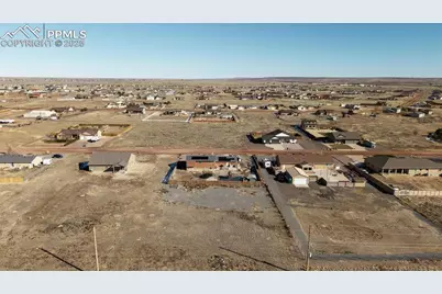 463 N Desert Cove Drive, Pueblo, CO 81007 - Photo 26