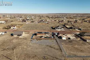 463 N Desert Cove Dr, Pueblo, CO 81007 - Photo 26