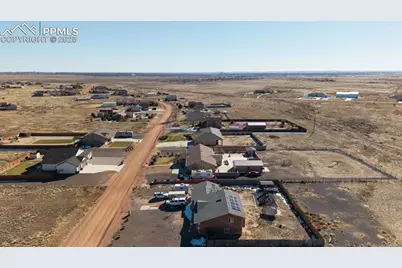 463 N Desert Cove Drive, Pueblo, CO 81007 - Photo 22