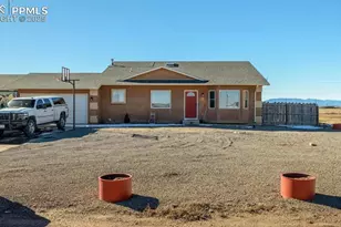 463 N Desert Cove Dr, Pueblo, CO 81007 - Photo 32
