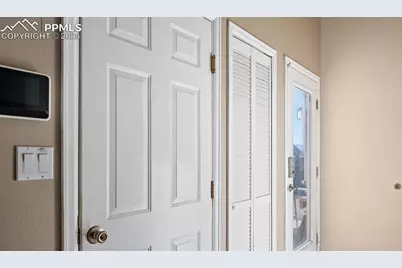 463 N Desert Cove Drive, Pueblo, CO 81007 - Photo 20