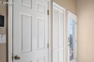 463 N Desert Cove Dr, Pueblo, CO 81007 - Photo 20