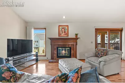 250 Bennington Drive, Colorado Springs, CO 80906 - Photo 8