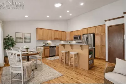 250 Bennington Drive, Colorado Springs, CO 80906 - Photo 6