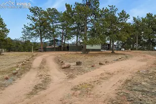 957 Arapahoe Dr, Florissant, CO 80816 - Photo 36