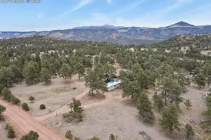 957 Arapahoe Dr, Florissant, CO 80816 - Photo 32