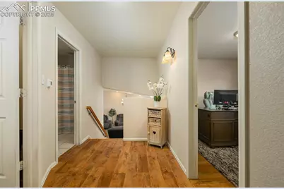 758 E Woodleaf Drive, Pueblo, CO 81007 - Photo 16