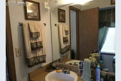 4537 Lamplighter Circle, Colorado Springs, CO 80916 - Photo 10