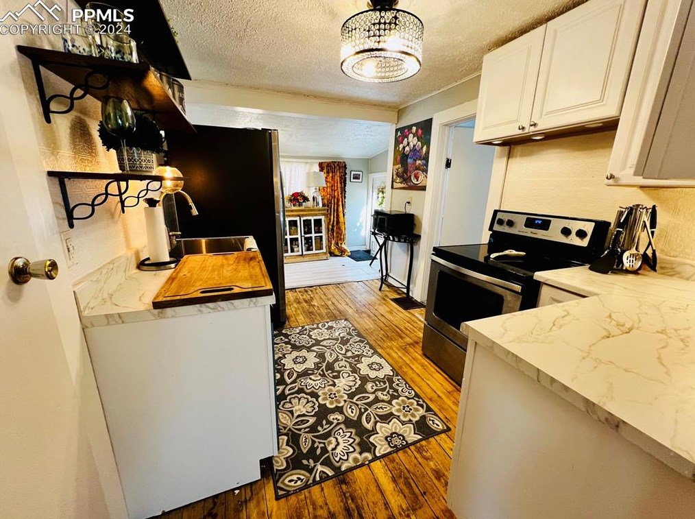 2932 Kiowa St, Colorado Springs CO 80904-2424 exterior