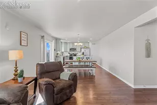 6233 Decker Dr, Colorado Springs, CO 80925 - Photo 8