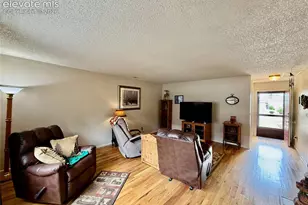 6963 Gayle Lyn Ln, Colorado Springs, CO 80919 - Photo 10