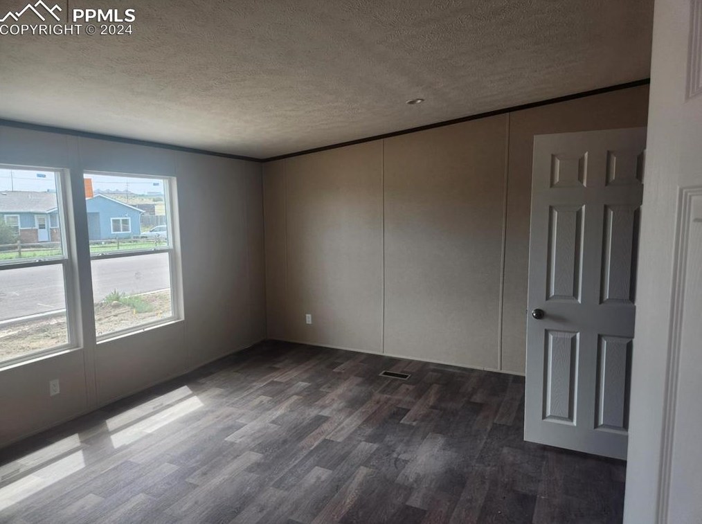 255 Arrowhead Dr, Florence, CO 81226