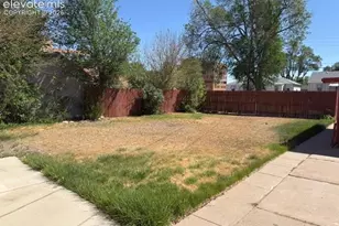 2002 Wyoming Ave, Pueblo, CO 81004 - Photo 12