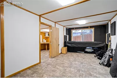 1610 Dixon Drive, Colorado Springs, CO 80909 - Photo 36