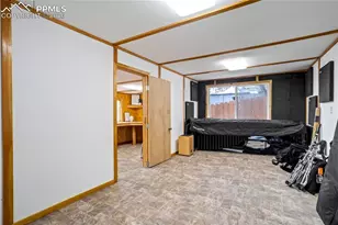 1610 Dixon Dr, Colorado Springs, CO 80909 - Photo 36