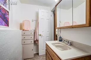 1610 Dixon Dr, Colorado Springs, CO 80909 - Photo 30