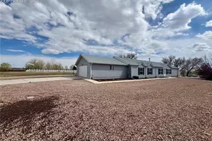 9403 Summer Meadows Dr, Colorado Springs, CO 80925 - Photo 2