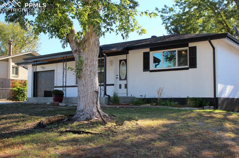 119 Harvard St, Colorado Springs, CO 80911-2213