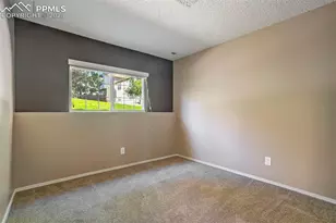 512 Rolling Hills Dr, Colorado Springs, CO 80919 - Photo 22