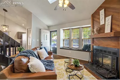 512 Rolling Hills Drive, Colorado Springs, CO 80919 - Photo 4