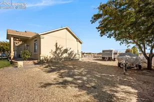 1036 S Los Charros Dr, Pueblo, CO 81007 - Photo 32