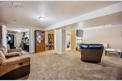 1036 S Los Charros Drive, Pueblo, CO 81007 - Photo 14