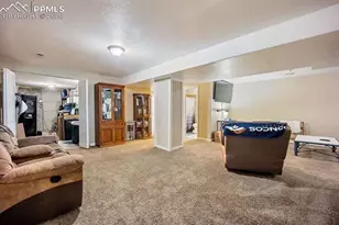 1036 S Los Charros Dr, Pueblo, CO 81007 - Photo 14
