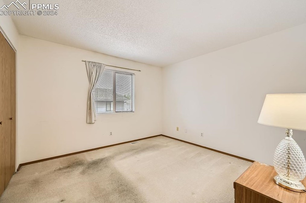 1267 Soaring Eagle Dr, Colorado Springs CO 80915-3183 exterior