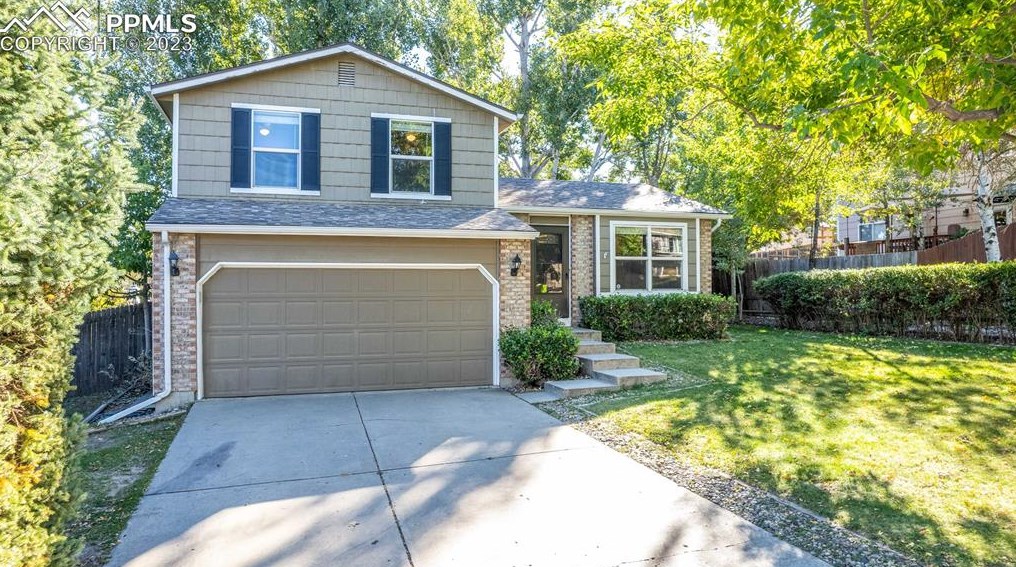 6631 Bugle Dr, Colorado Springs, CO 80918-1658