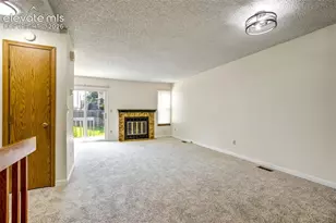 513 Shady Crest Cir, Colorado Springs, CO 80916 - Photo 4