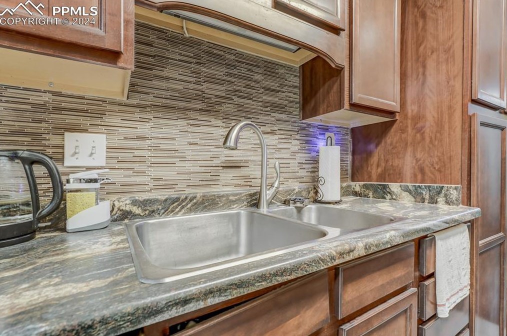 1530 Boulder St, Colorado Springs CO  80903-3123 exterior