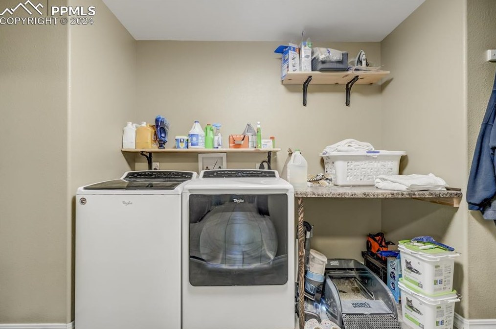 1530 Boulder St, Colorado Springs CO  80903-3123 exterior