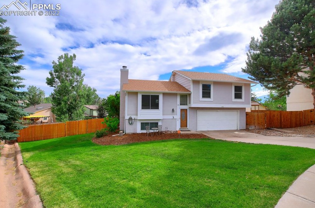 5559 Country Heights Ct, Colorado Springs, CO 80917-1102