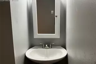 72 Hanson Ln, Pueblo, CO 81001 - Photo 28