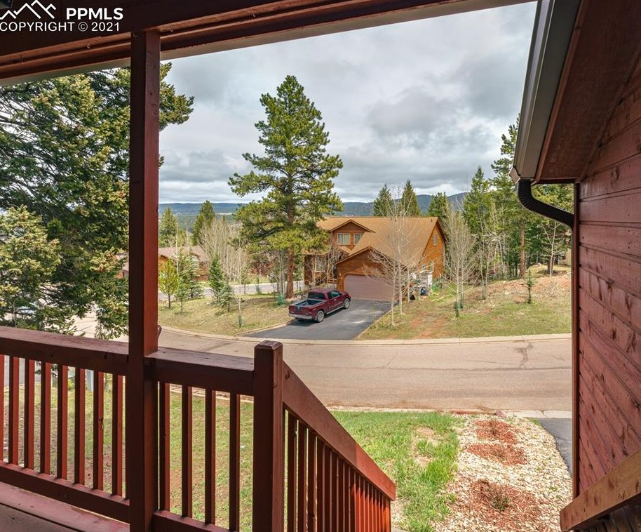 1437 Crestview Way, Woodland Park, CO 80863-3317