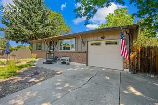 3848 Fetlock Cir, Colorado Springs, CO 80918 - Photo 2