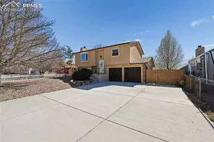 4963 Ridenour Dr, Colorado Springs, CO 80916 - Photo 2