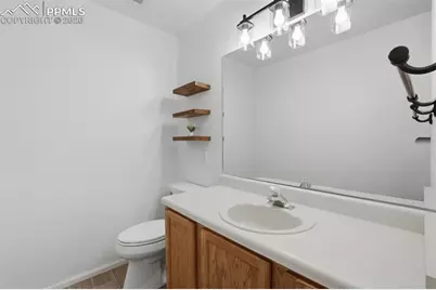 3147 Hearthridge Circle, Colorado Springs, CO 80918 - Photo 10