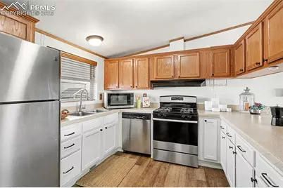 9695 Las Haciendas Point, Fountain, CO 80817 - Photo 6