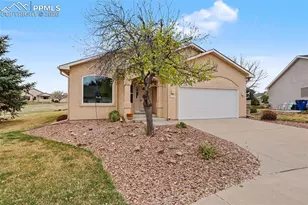 250 E Poppy Ln, Pueblo, CO 81007 - Photo 2
