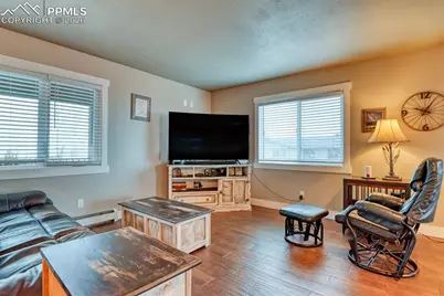 855 Marilyn Drive, Penrose, CO 81240 - Photo 4