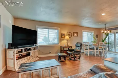 855 Marilyn Drive, Penrose, CO 81240 - Photo 4