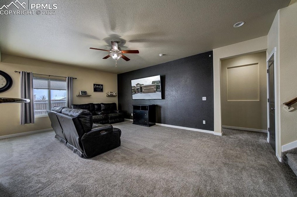 6283 Donahue Dr, Colorado Springs, CO 80923-7665