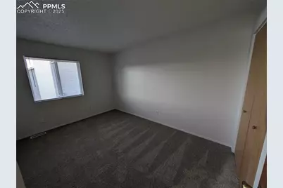 1224 Soaring Eagle Drive, Colorado Springs, CO 80915 - Photo 10