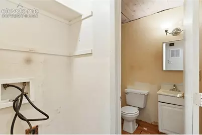 374 Greensboro, Colorado Springs, CO 80906 - Photo 38