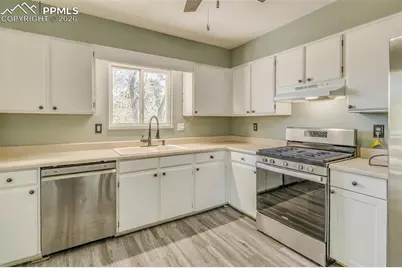 6095 Del Rey Drive, Colorado Springs, CO 80918 - Photo 10